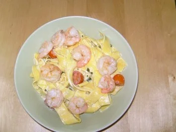 Rezept: Bandnudeln mit Garnelen Bandnudeln mit Garnelen - Rezept