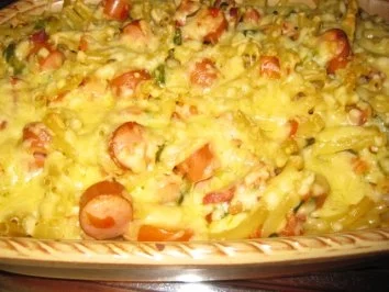 Rezept: Mein Kunterbunter Makkaroniauflauf.... Mein Kunterbunter Makkaroniauflauf.... - Rezept