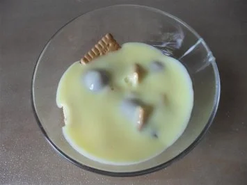 Rezept: STUDENTENFUTTER #1: KEKS BEEREN PUDDING MIX STUDENTENFUTTER #1: KEKS BEEREN PUDDING MIX - Rezept