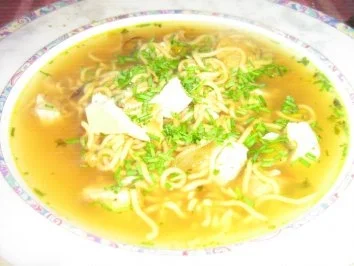 Asiatisches Nudelsüppchen mit Huhn - Rezept - Bild Nr. 4