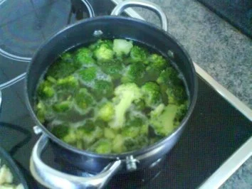 Rezept: Pfannenpizza Bild Nr. 11 Pfannenpizza - Rezept - Bild Nr. 11