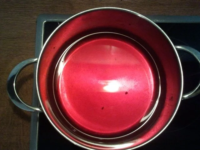 Rezept: Himbeeressig Bild Nr. 4 Himbeeressig - Rezept - Bild Nr. 4