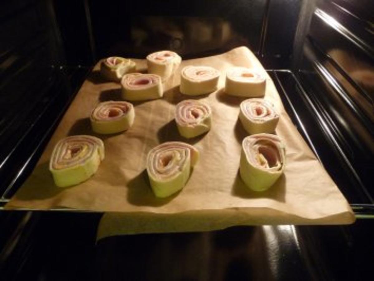 Fixe Küche - Schinken im Blätterteig mit Käse überbacken - Rezept - Bild Nr. 3