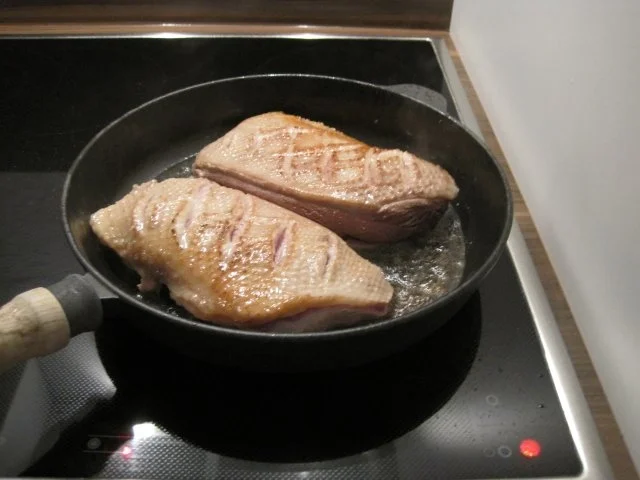 Entenbrust mit Äpfeln und Majoran - Rezept - Bild Nr. 3