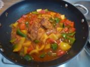 Geflügel - Curry-Putenbrust an Paprikagemüse - Rezept