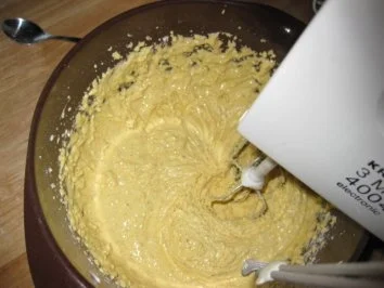 Haselnuss-Bisquit - Rezept - Bild Nr. 4