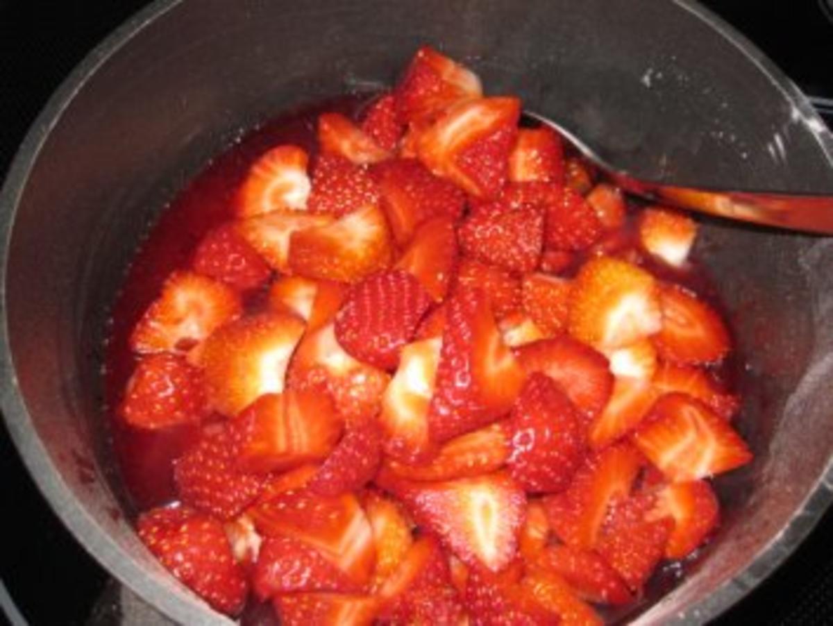 Schneckeles erste Erdbeer-Versuchung 2011....... - Rezept - Bild Nr. 7