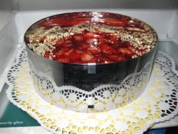 Rezept: Schneckeles erste Erdbeer-Versuchung 2011....... Bild Nr. 8 Schneckeles erste Erdbeer-Versuchung 2011....... - Rezept - Bild Nr. 8