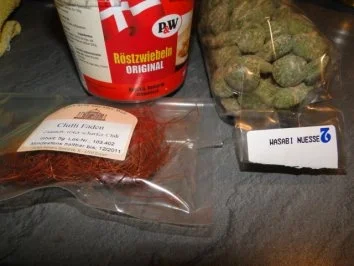 Rezept: Spitzkohlrahmsüppchen mit King Prawns (aus Resten und aus spontaner Idee) Bild Nr. 4 Spitzkohlrahmsüppchen mit King Prawns (aus Resten und aus spontaner Idee) - Rezept - Bild Nr. 4