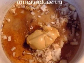 gemischter Salat mit gebratenen Wurststreifen - Rezept - Bild Nr. 4