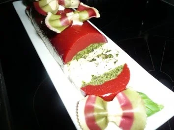 Rezept: TERRINE/ ITALIENISCH Bild Nr. 4 TERRINE/ ITALIENISCH - Rezept - Bild Nr. 4