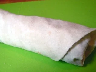 Rindfleisch-Paprika-Teigtaschen mit Joghurt-Minz-Dipp - Rezept - Bild Nr. 9