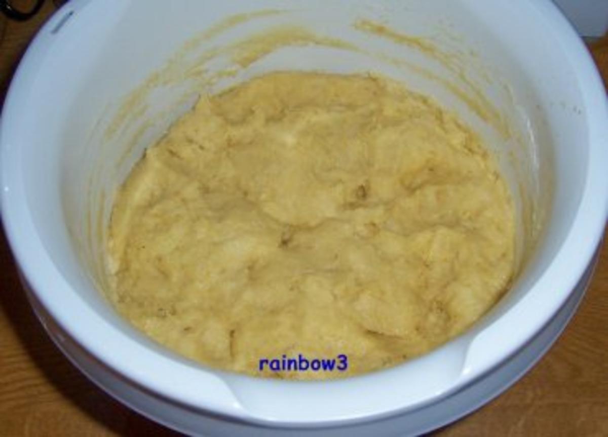 Backen: Hefeteig - Grundrezept, mit Ei II - Rezept - kochbar.de