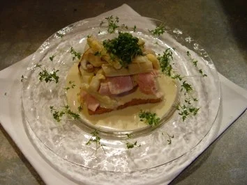 Rezept: Spargelsalat auf Toast Spargelsalat auf Toast - Rezept