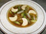Klare Spargelsuppe für eine Person - Rezept