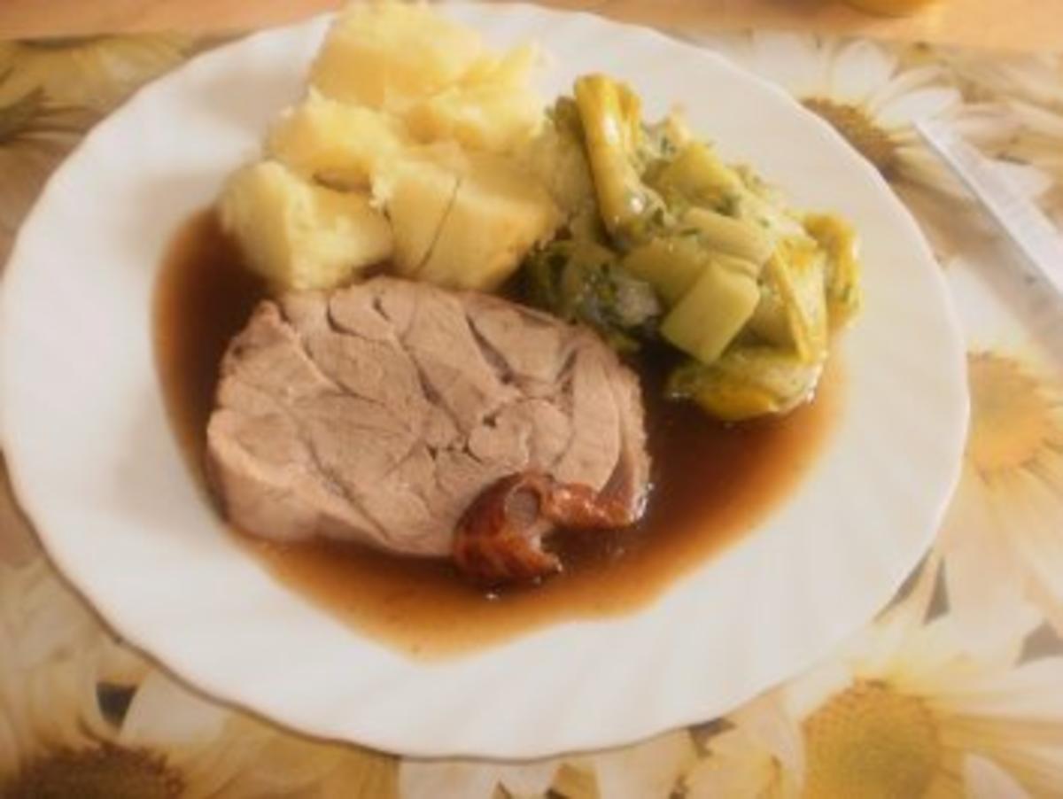 Putenrollbraten ~ Porreegemüse - Rezept - kochbar.de