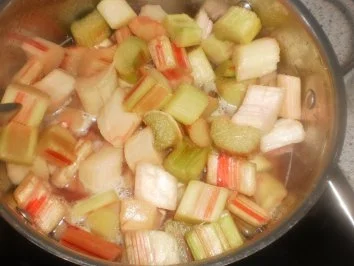 Rezept: Rhabarberkompott Bild Nr. 3 Rhabarberkompott - Rezept - Bild Nr. 3