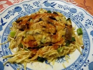 Überbackenes Putenschnitzel auf Mie-Nudelbett - Rezept - Bild Nr. 13