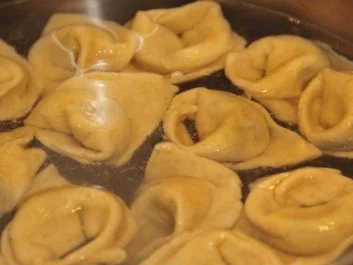 Rezept: Bärlauch Tortellini Bild Nr. 8 Bärlauch Tortellini - Rezept - Bild Nr. 8