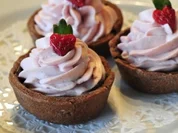 Erdbeer-Mascarino-Törtchen - Rezept