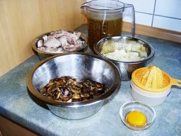 Wolframs Hühnerfrikasse - Rezept - Bild Nr. 3