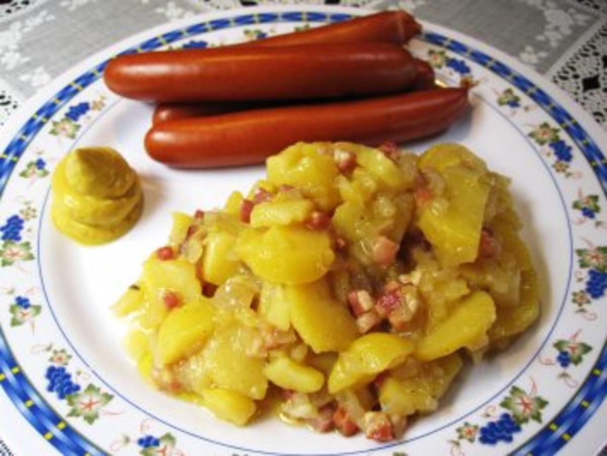 Kartoffelsalat mit Würstchen ... - Rezept - kochbar.de