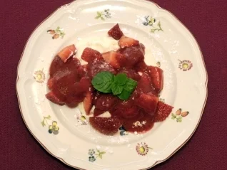 Erdbeeren mit Mascarponecreme (Susan Stahnke) - Rezept