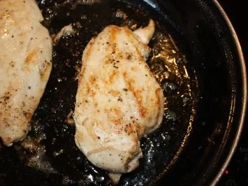 Rezept: Hähnchenbrust mit Spargel an Vanille-Orangen-Butter-Sauce Bild Nr. 6 Hähnchenbrust mit Spargel an Vanille-Orangen-Butter-Sauce - Rezept - Bild Nr. 6