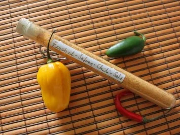 Rezept: Fenchel-Safran-Chili-Salz Fenchel-Safran-Chili-Salz - Rezept