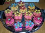 Backen: Blumige bunte Frühlings-Muffins - Rezept