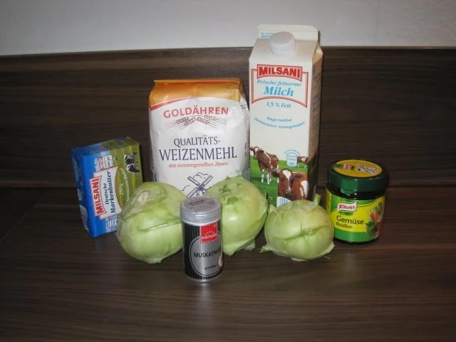 Rezept: Kohlrabi mit weißer Soße Bild Nr. 2 Kohlrabi mit weißer Soße - Rezept - Bild Nr. 2