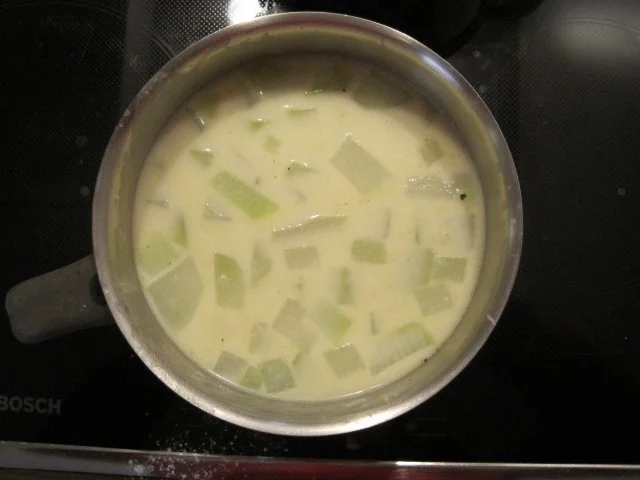 Rezept: Kohlrabi mit weißer Soße Bild Nr. 8 Kohlrabi mit weißer Soße - Rezept - Bild Nr. 8