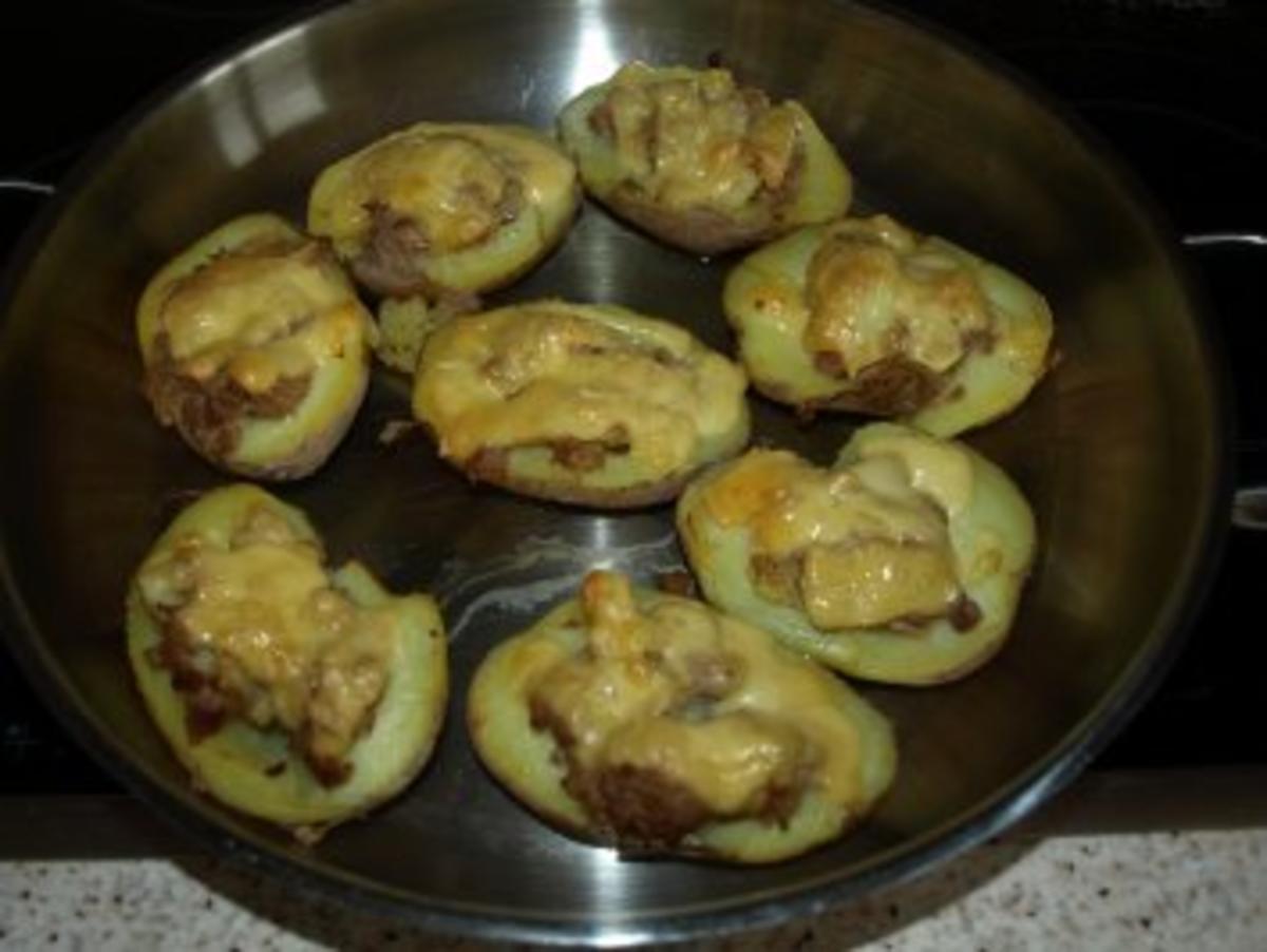 gefüllte Kartoffeln - Rezept mit Bild - kochbar.de