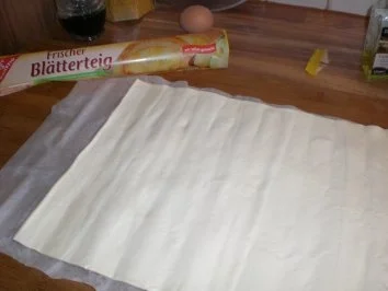 Rezept: Michi's feiner Lauchgemüsestrudel Bild Nr. 3 Michi's feiner Lauchgemüsestrudel - Rezept - Bild Nr. 3