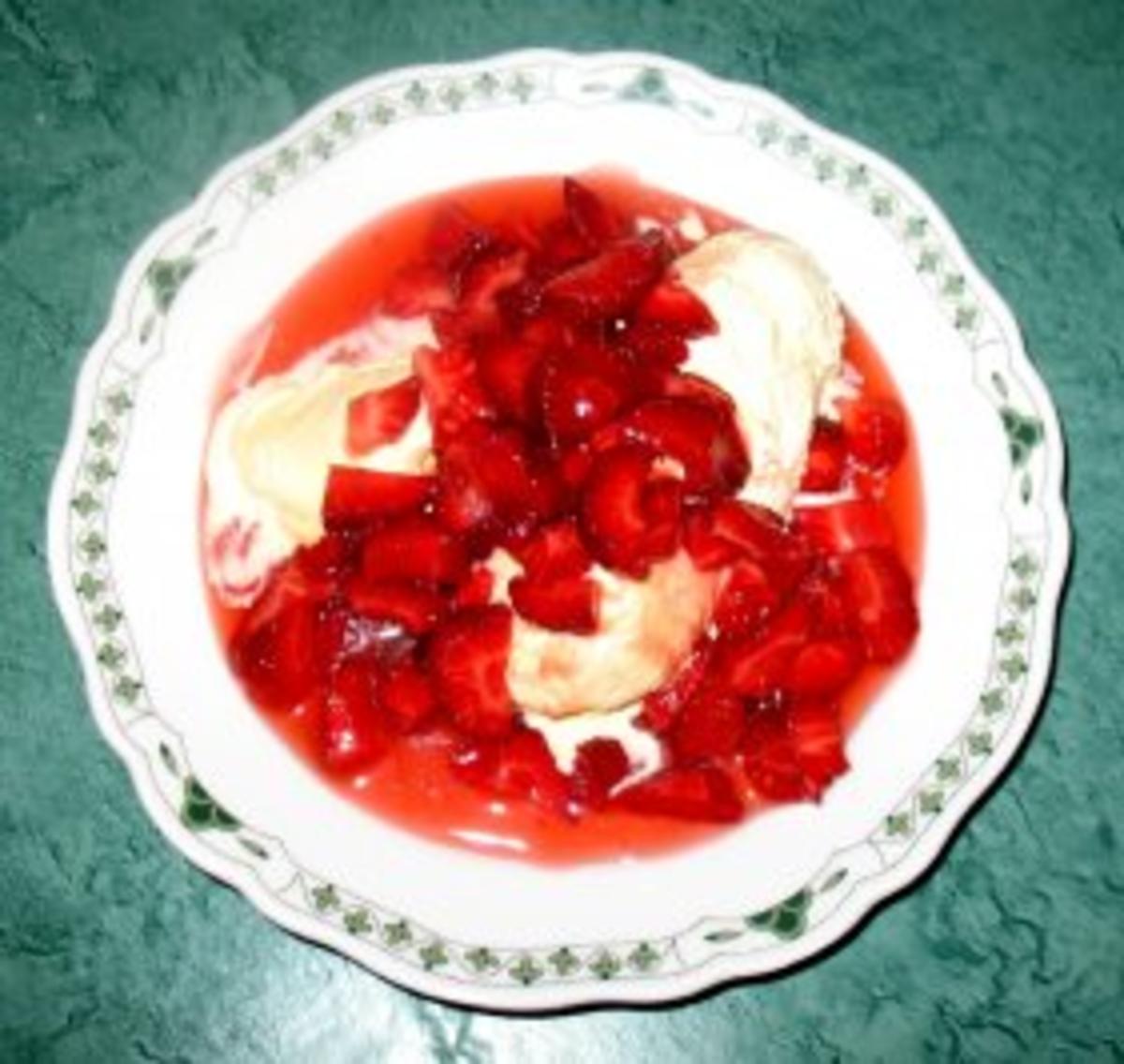 Dessert - Frische Erdbeeren mit Vanilleeis... ein Klassiker - Rezept ...