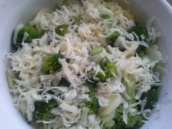 Rezept: Broccoliauflauf Bild Nr. 6 Broccoliauflauf - Rezept - Bild Nr. 6