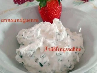 Rezept: Frühlingssahne Frühlingssahne - Rezept