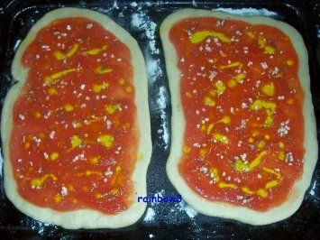 Rezept: Pizza: Klassisch italienisch Bild Nr. 4 Pizza: Klassisch italienisch - Rezept - Bild Nr. 4