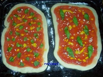 Rezept: Pizza: Klassisch italienisch Bild Nr. 5 Pizza: Klassisch italienisch - Rezept - Bild Nr. 5