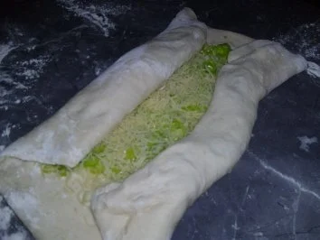 Mit Lauch und Käse gefülltes Weissbrot - Rezept - Bild Nr. 6