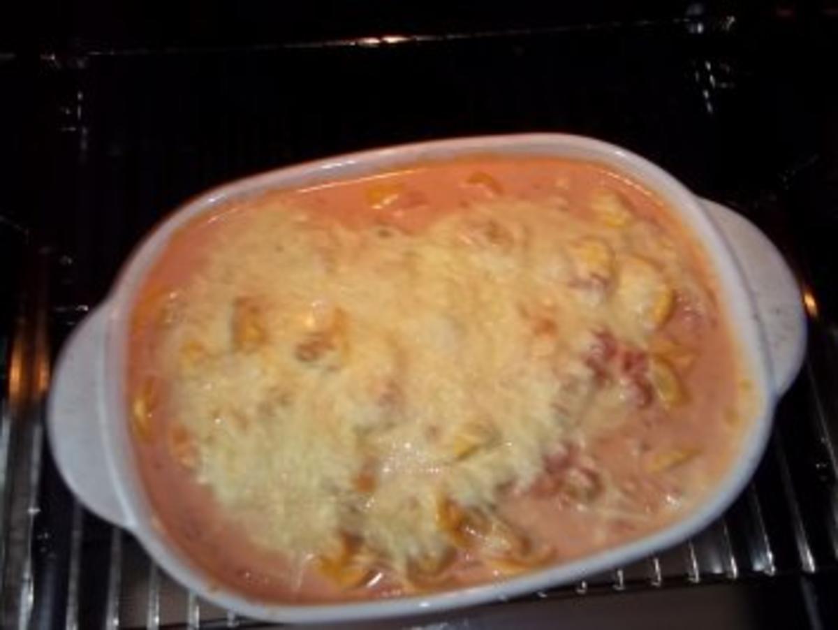 Tortelliniauflauf mit Tortellini und Zwiebel - Rezept mit Bild - kochbar.de