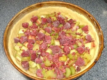 Rezept: Rhabarber - Himbeerkuchen Bild Nr. 3 Rhabarber - Himbeerkuchen - Rezept - Bild Nr. 3