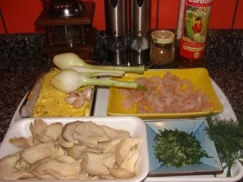 Rezept: Nudeln : - Bandnudeln mit Austernpilzen und Garnelen - Bild Nr. 3 Nudeln : - Bandnudeln mit Austernpilzen und Garnelen - - Rezept - Bild Nr. 3