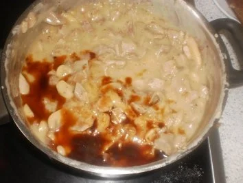 Pute auf Pute mit Käse überbacken -Ragout fin von der Pute fürs Abendbrot - Rezept - Bild Nr. 7