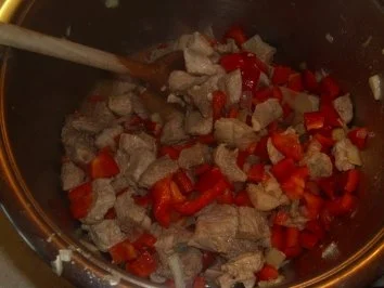 Fleischgerichte: Rotweingulasch - Rezept - Bild Nr. 3