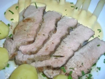 Rezept: Kalbsrücken, sanft gegart mit Spargel und Sauce Hollandaise Bild Nr. 2 Kalbsrücken, sanft gegart mit Spargel und Sauce Hollandaise - Rezept - Bild Nr. 2