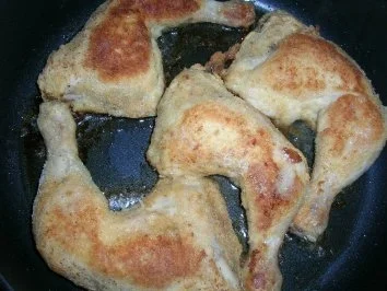 Hähnchenknusperkeulen  mit Bärlauch-Mayonaise - ein lecker,leichtes Frühlingsgericht - Rezept - Bild Nr. 9