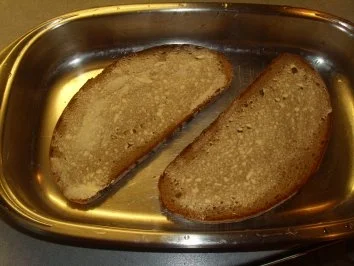 Rezept: Überbackenes: Rühreier auf Bauernbrot mit Käse überbacken Bild Nr. 4 Überbackenes: Rühreier auf Bauernbrot mit Käse überbacken - Rezept - Bild Nr. 4