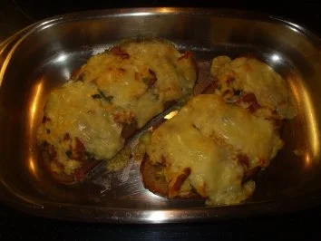 Rezept: Überbackenes: Rühreier auf Bauernbrot mit Käse überbacken Bild Nr. 7 Überbackenes: Rühreier auf Bauernbrot mit Käse überbacken - Rezept - Bild Nr. 7