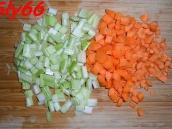 Soßen:Gemüse-Tomatensoße mit Thunfisch - Rezept - Bild Nr. 11